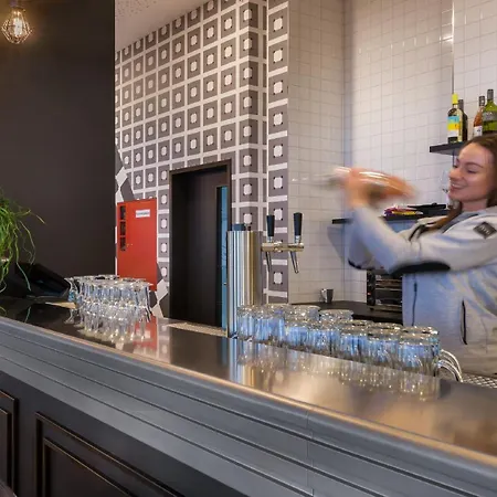 - The Niu, Square By Ihg 호텔 3*