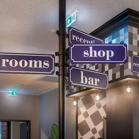 호텔 - The Niu, Square By Ihg 3*