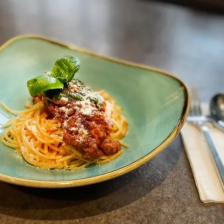 Hotel - The Niu, Square By Ihg