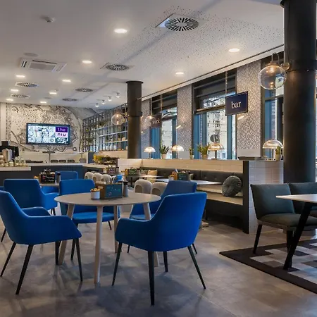 Hotel - The Niu, Square By Ihg 3*