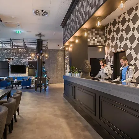 - The Niu, Square By Ihg Hotel 3*