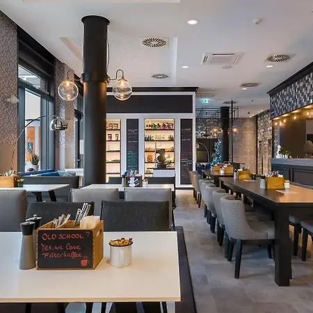 - The Niu, Square By Ihg Hotel City Airport Mannheim
