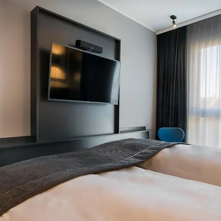 - The Niu, Square By Ihg Hotel City Airport Mannheim