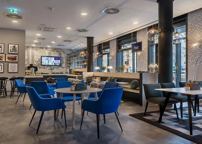 - The Niu, Square By Ihg 3*