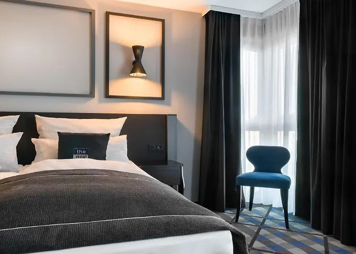 Hotel - The Niu, Square By Ihg 3*