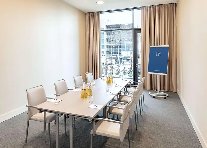 - The Niu, Square By Ihg 3*