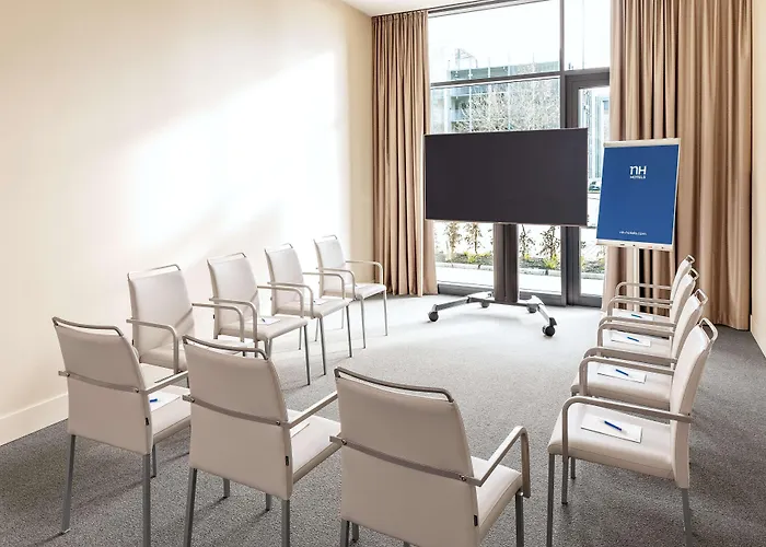 - The Niu, Square By Ihg 3*