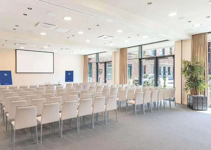 - The Niu, Square By Ihg