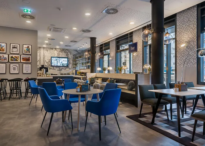 - The Niu, Square By Ihg