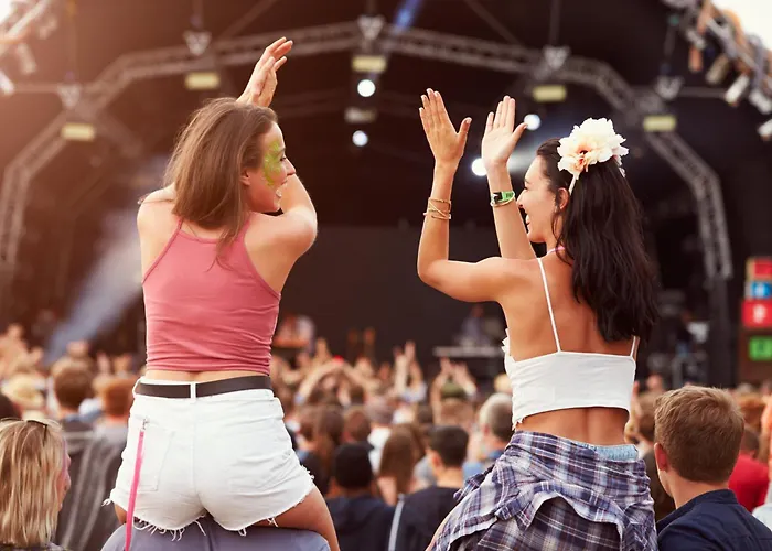 - The Niu, Square By Ihg 3*